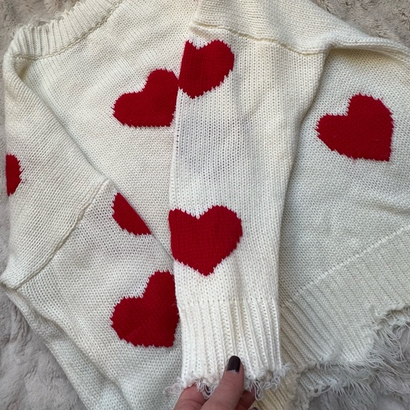 Red Heart Oversized Shaggy Sweater Perfect for Valentines! Women’s Large. - Picture 8 of 10